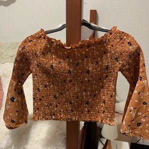 Women’s cropped ruffled top